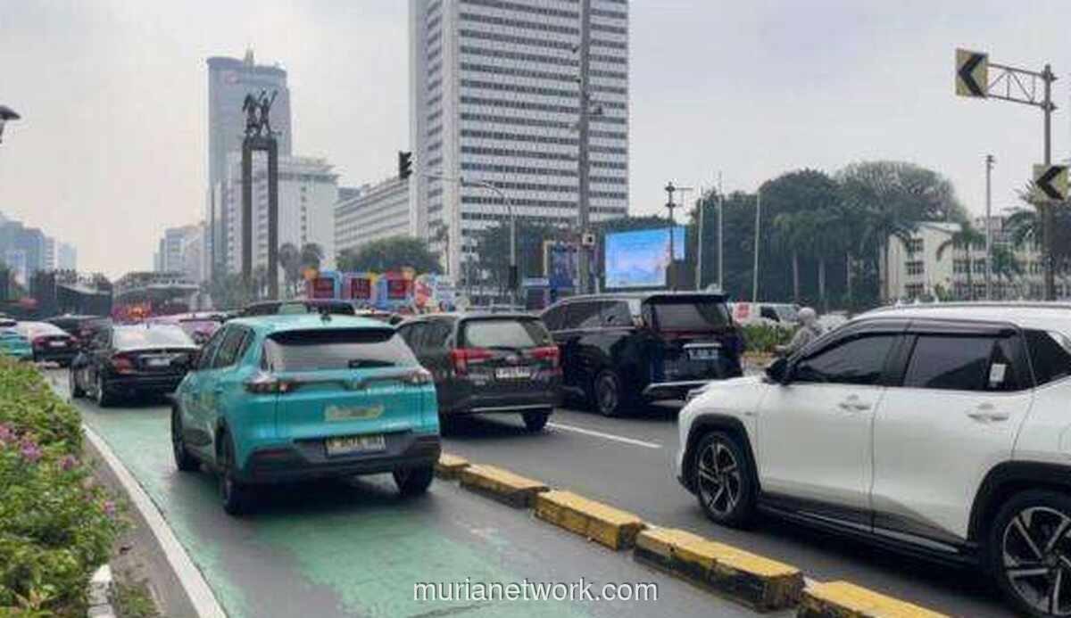 Menjelang Puncak HUT ke-499 Jakarta, Lalu Lintas di Bundaran HI Mulai Padat
