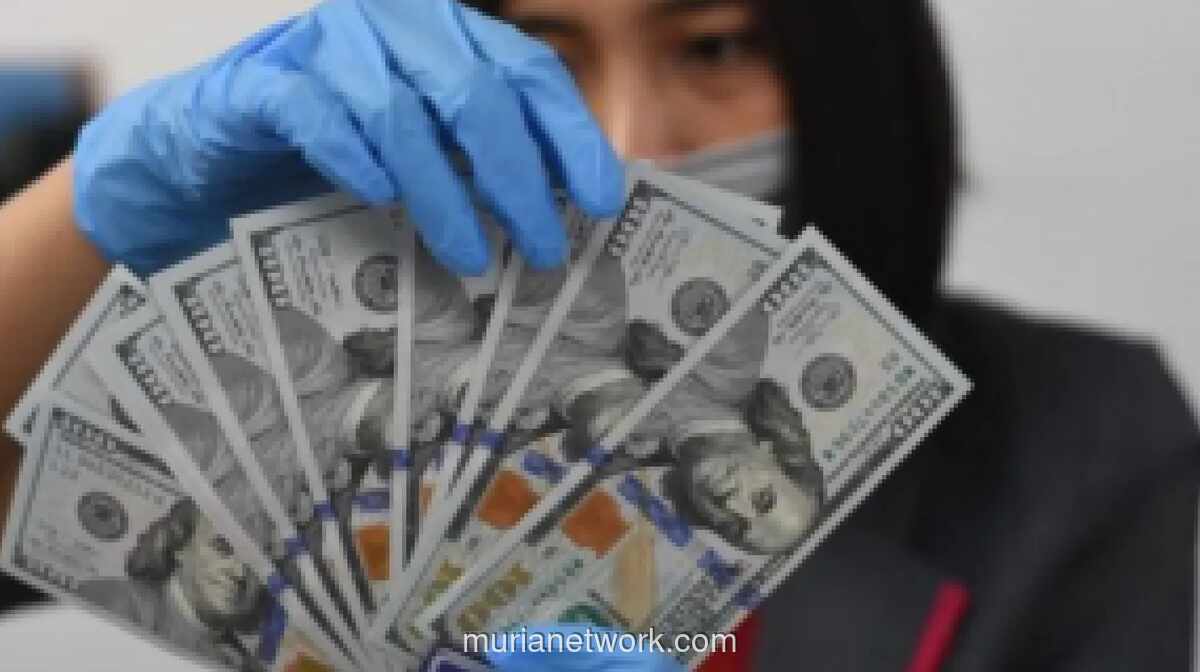 Dolar AS Melemah Tipis Menjelang Rilis Data Inflasi, Investor Waspadai Sikap Hawkish The Fed