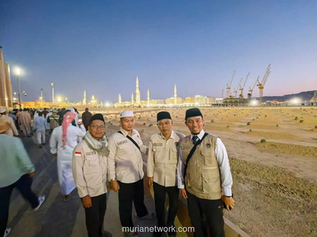 PPIH Imbau Jemaah Haji dan Umrah Tertib saat Ziarah ke Makam Baqi