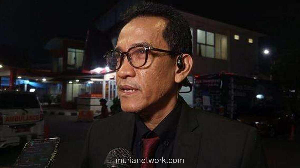 Refly Harun Jenguk Roy Suryo dan dr. Tifa di RS Polri, Kondisi Kesehatan Keduanya Masih di Bawah 50 Persen