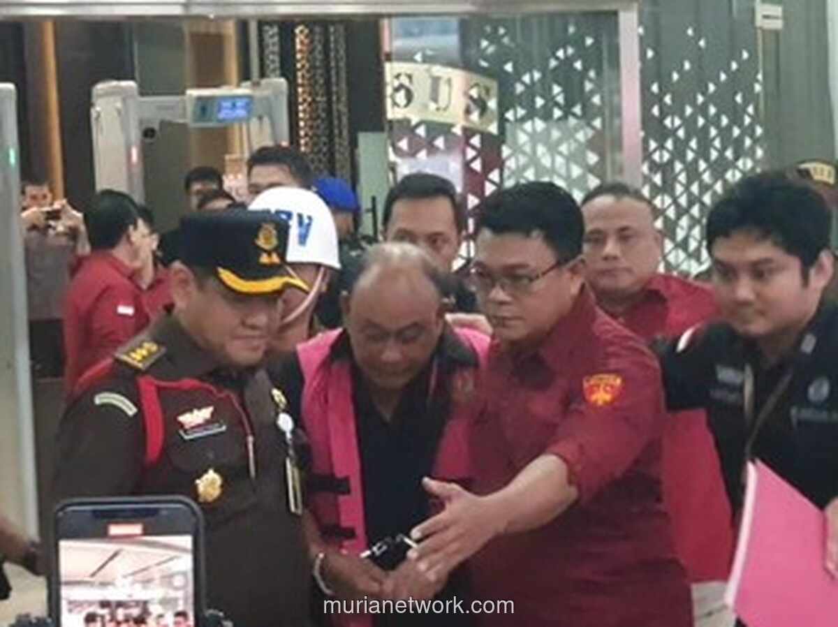 Kejaksaan Agung Tetapkan Tiga Mantan Pimpinan BGN sebagai Tersangka Korupsi Program Makan Bergizi Gratis