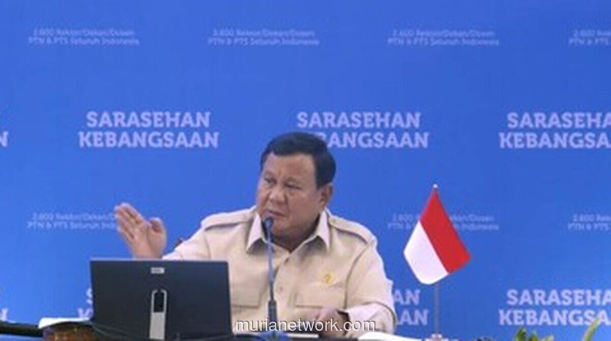 Prabowo Terima Langsung Usulan Guru Besar dan Rektor di Penutupan KSTI 2026