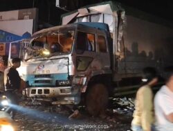 Truk Kontainer Tabrak Warung di Belakang Pos Polisi Cirebon, Satu Tewas