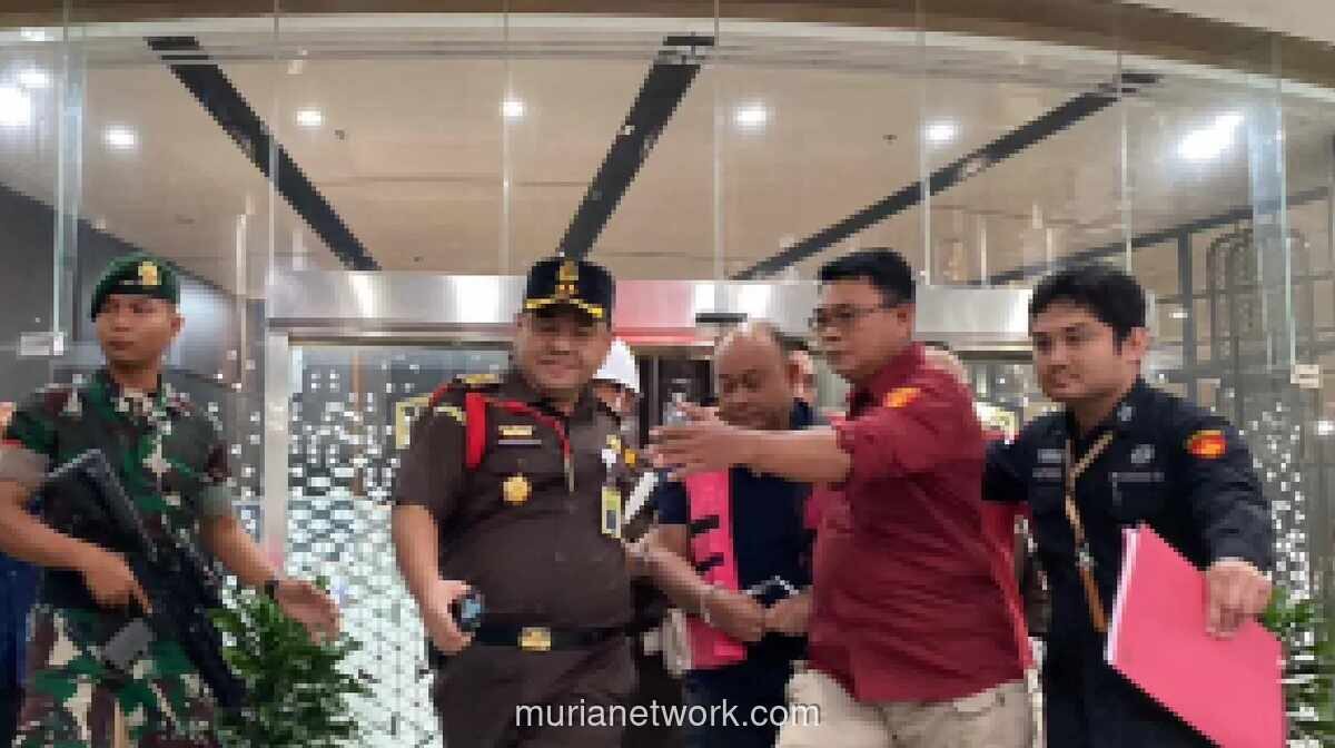 Kejaksaan Agung Perpanjang Penahanan Eks Kepala BGN Dadan Hindayana dan Dua Wakilnya 40 Hari