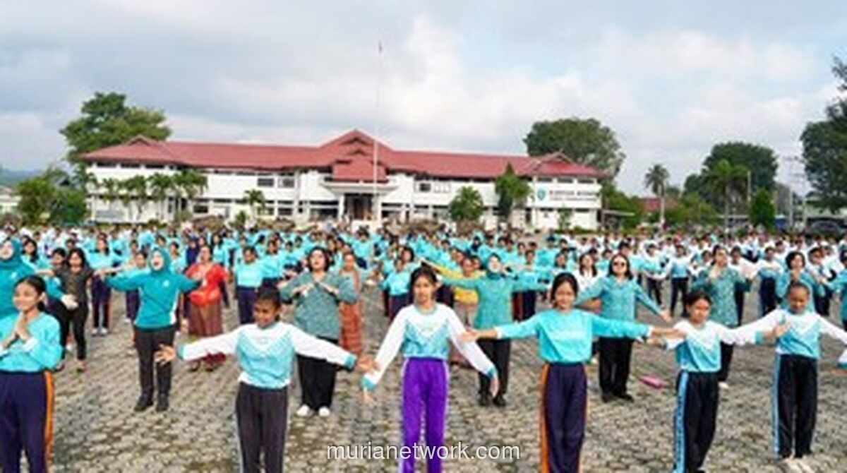 Ketua TP PKK Tri Tito Karnavian Dorong Pelajar Siapkan Diri Jadi Generasi Unggul Sambut Indonesia Emas 2045