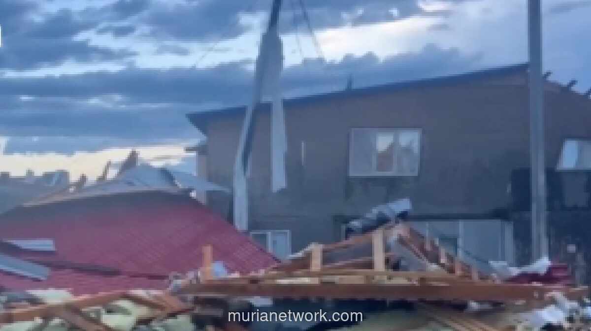 Tornado Langka Terjang Pegunungan Ural Rusia, 16 Luka-Luka dan Ratusan Rumah Rusak