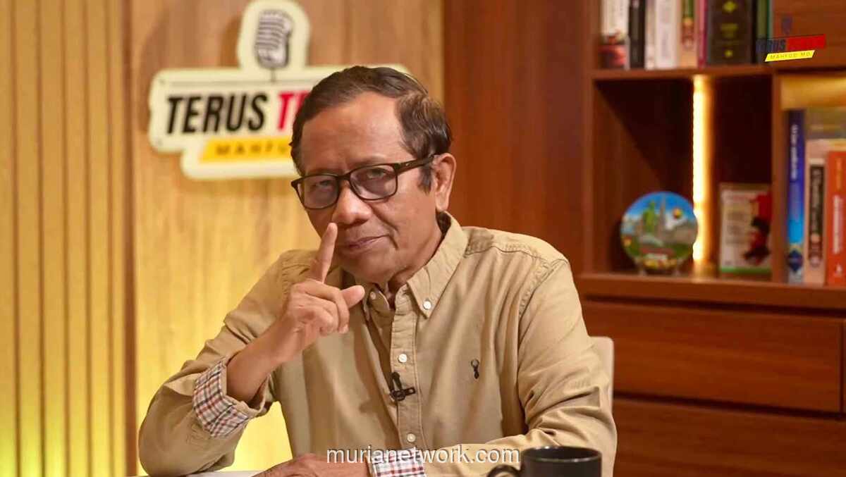 Mahfud MD Nilai Tiga Petinggi BGN Korupsi Program MBG Layak Dihukum Mati atau Seumur Hidup