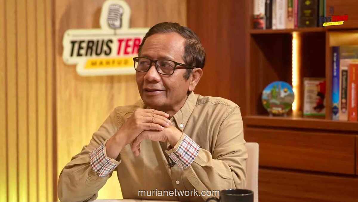 Mahfud MD Desak Kejaksaan Agung Periksa Wakil Pimpinan BGN Nanik S Deyang soal Korupsi MBG