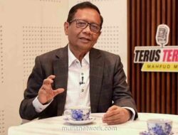 Mahfud MD Nilai Laporan Penghinaan Presiden Terhadap Aktivis UGM karena Tertawa di Parodi Itu Lucu-lucuan