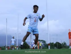 Robi Darwis Tinggalkan Persib, Masa Depan Gelandang Timnas U-23 Masih Misterius