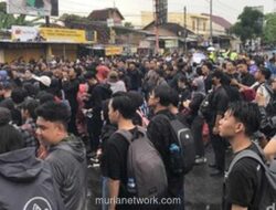 Ribuan Massa Aliansi Rakyat Memanggil Padati Simpang Gejayan, Serukan Sepuluh Tuntutan ke Pemerintah