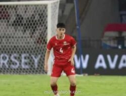 Debut 17 Tahun, Pemain Termuda Timnas Indonesia Menangis Haru Usai Lagu Tanah Airku Berkumandang