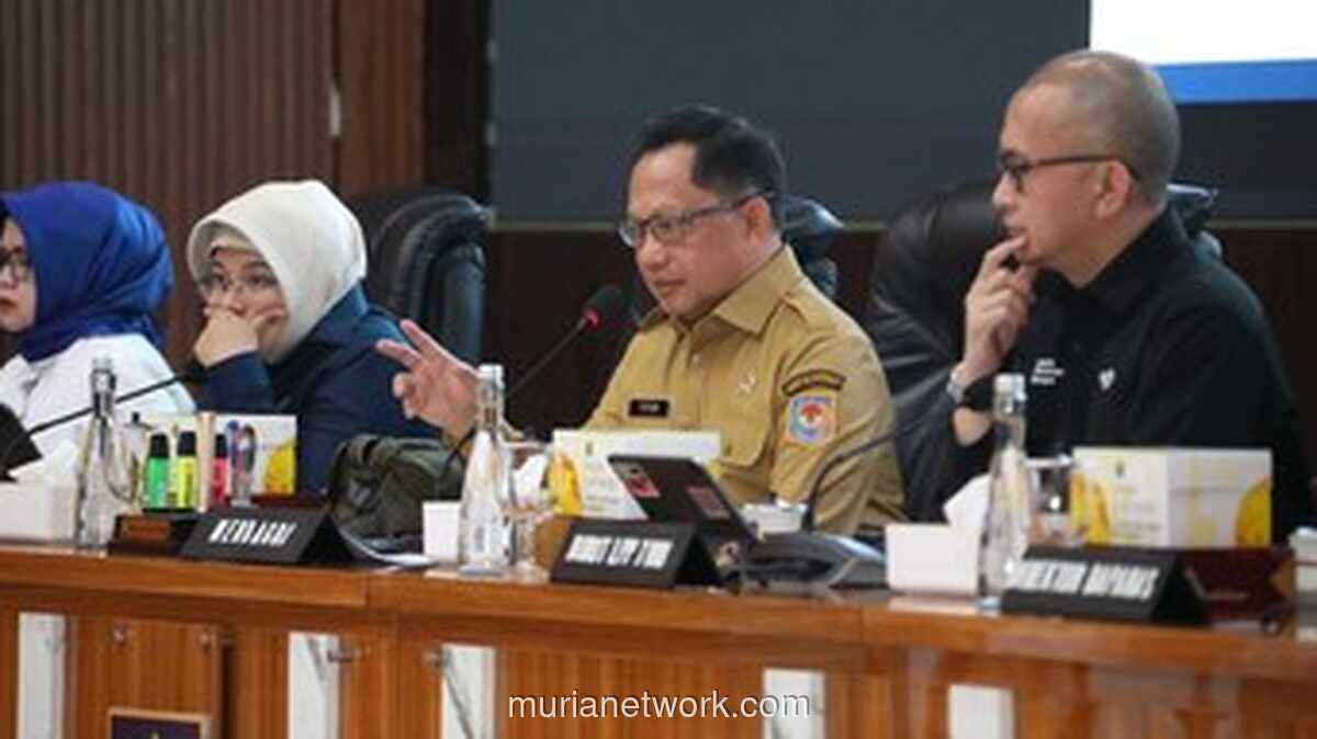 Mendagri Terbitkan Edaran Dorong Pemda Gelar Nobar Piala Dunia 2026 untuk Hiburan dan Gerakkan Ekonomi