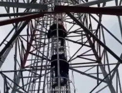 Pria Nekat Panjat Tower 52 Meter di Bandar Lampung, Dievakuasi Usai Negosiasi 2 Jam