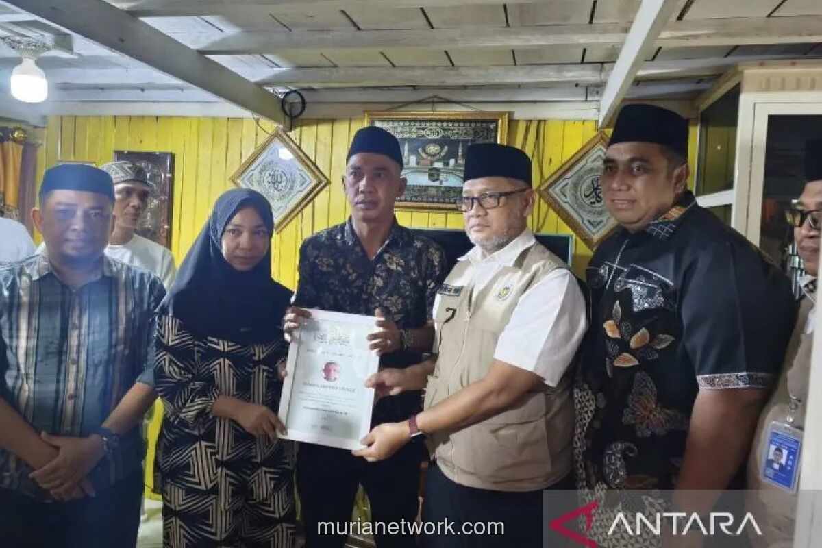 Menteri Haji Takziah ke Rumah Duka Jemaah Wafat di Arab Saudi, Sebut Negara Punya Tanggung Jawab Moral