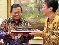 Menteri Pertahanan Jepang Hadiahi Prabowo Miniatur Kapal Perang Mikasa, Bahas Kerja Sama Pendidikan Militer