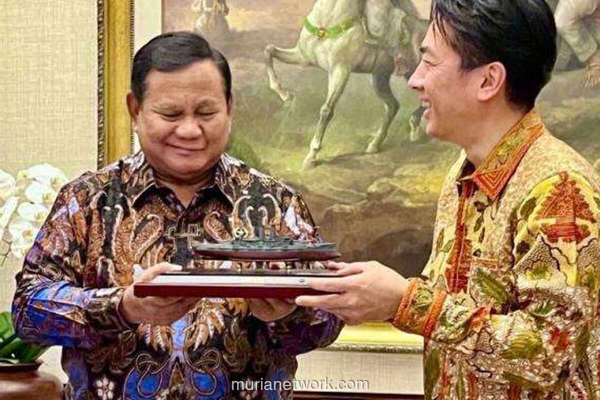Menteri Pertahanan Jepang Hadiahi Prabowo Miniatur Kapal Perang Mikasa, Bahas Kerja Sama Pendidikan Militer