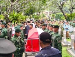 Menteri Pertahanan Sjafrie Pimpin Pemakaman Militer Ryamizard Ryacudu di Kalibata