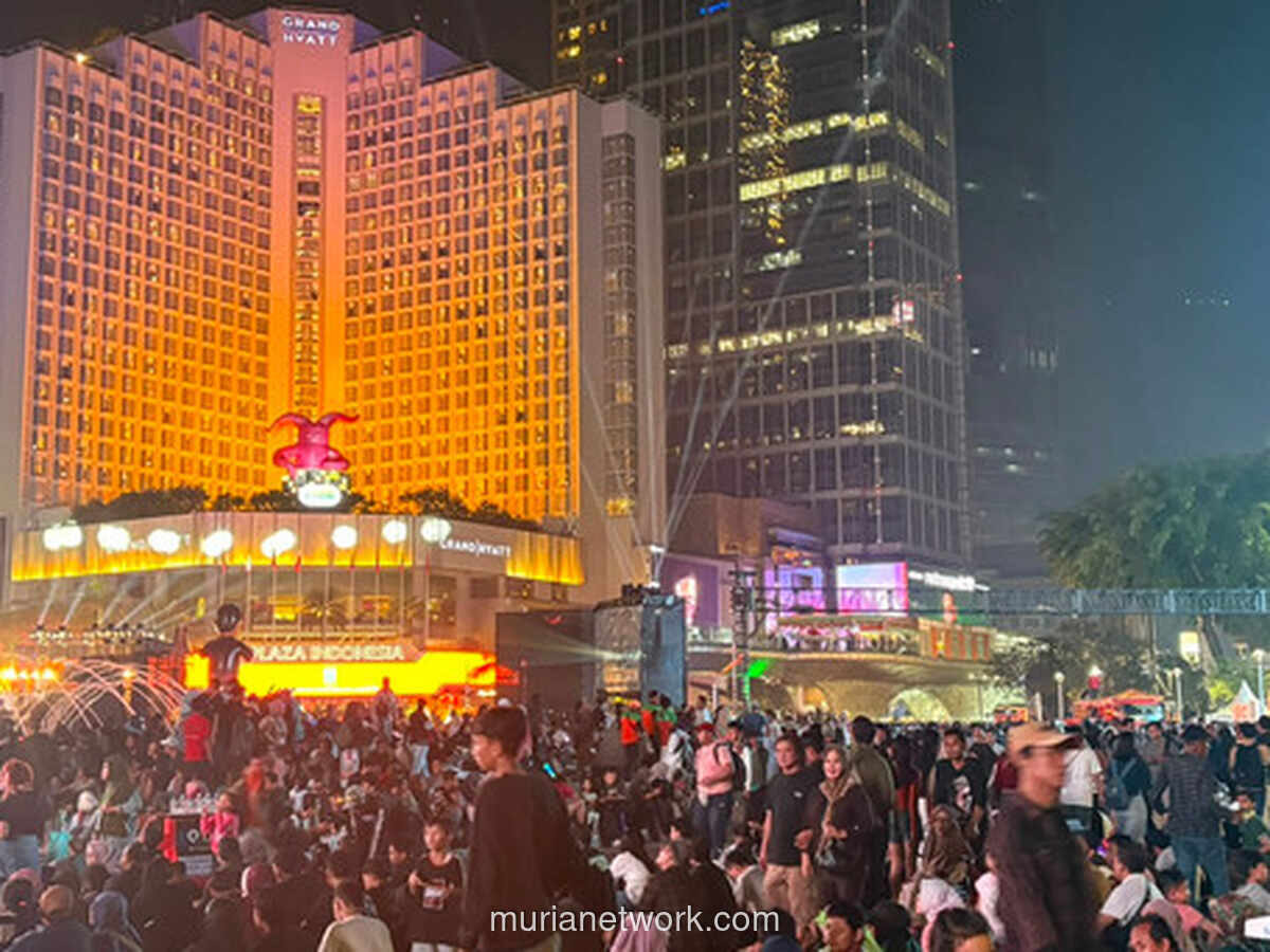 Ribuan Warga Padati Bundaran HI Rayakan HUT ke-499 Jakarta