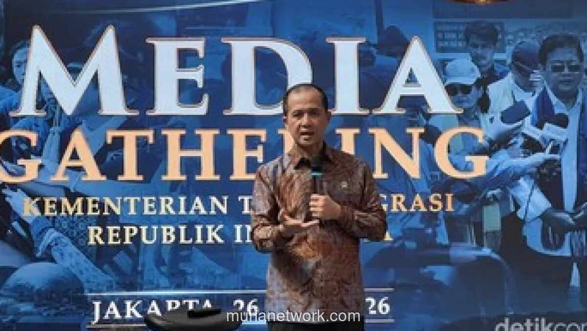 Menteri Transmigrasi Dorong Industrialisasi Kelapa di Halmahera Utara, Buka 4.000 Lapangan Kerja