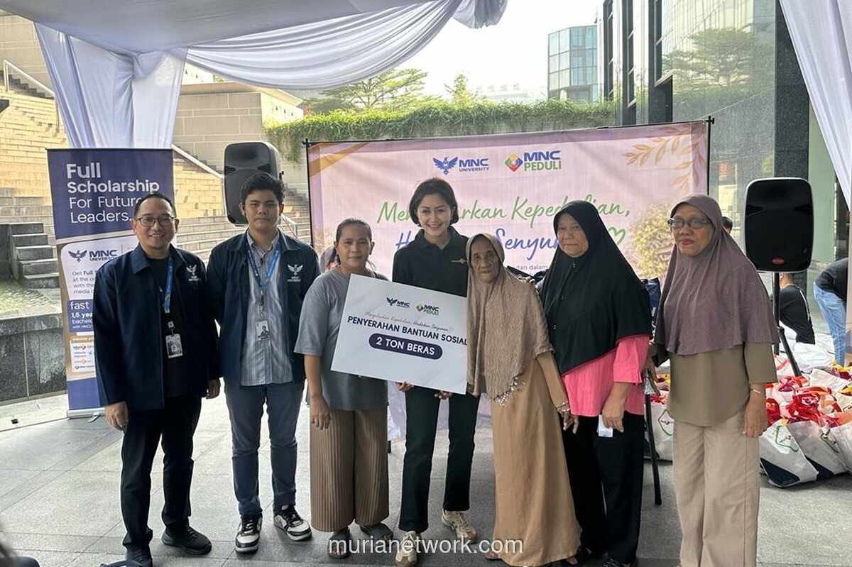 MNC University dan MNC Peduli Salurkan 2 Ton Beras untuk 400 Warga Kebon Sirih