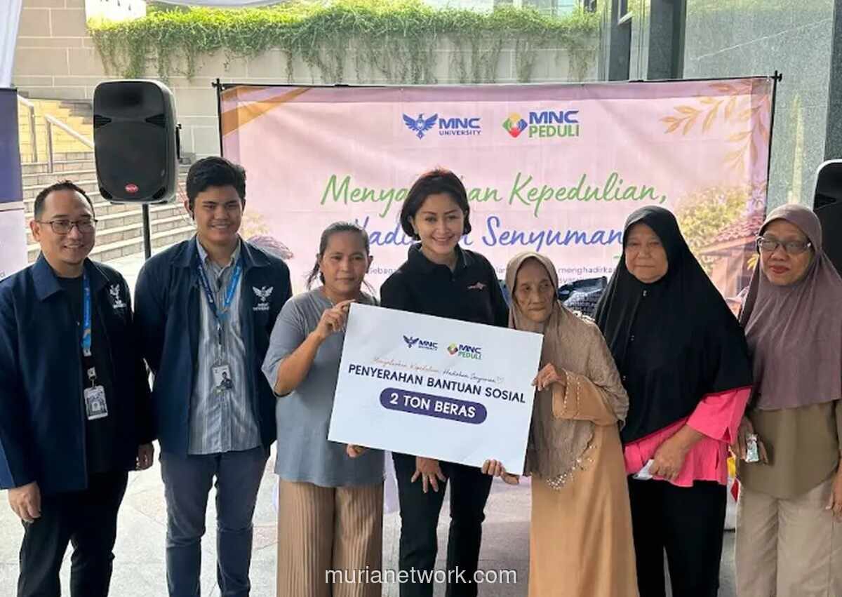 MNC University dan MNC Peduli Salurkan Dua Ton Beras untuk 400 Warga Kebon Sirih