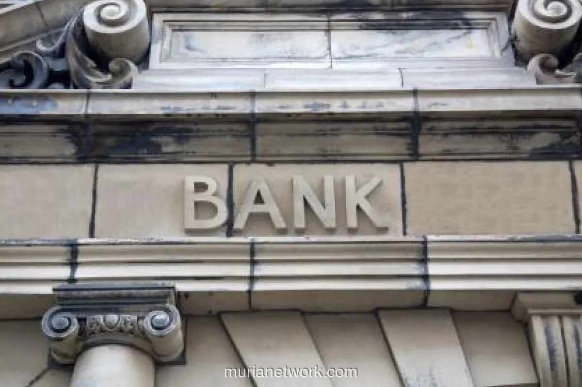 OJK Pastikan Pelemahan Rupiah Tak Picu Bank Rush, Fundamental Perbankan Dinilai Solid