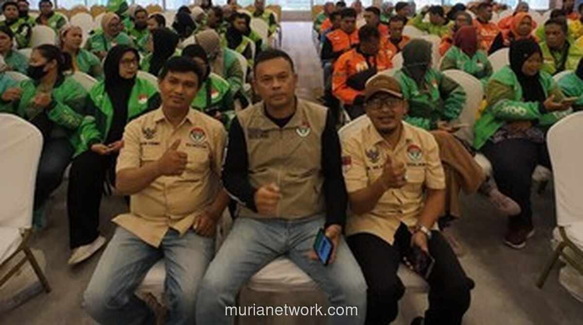 Pengemudi Ojol dan Ojek Pangkalan Ikut Meriahkan Hari Bhayangkara ke-80 di Jambi
