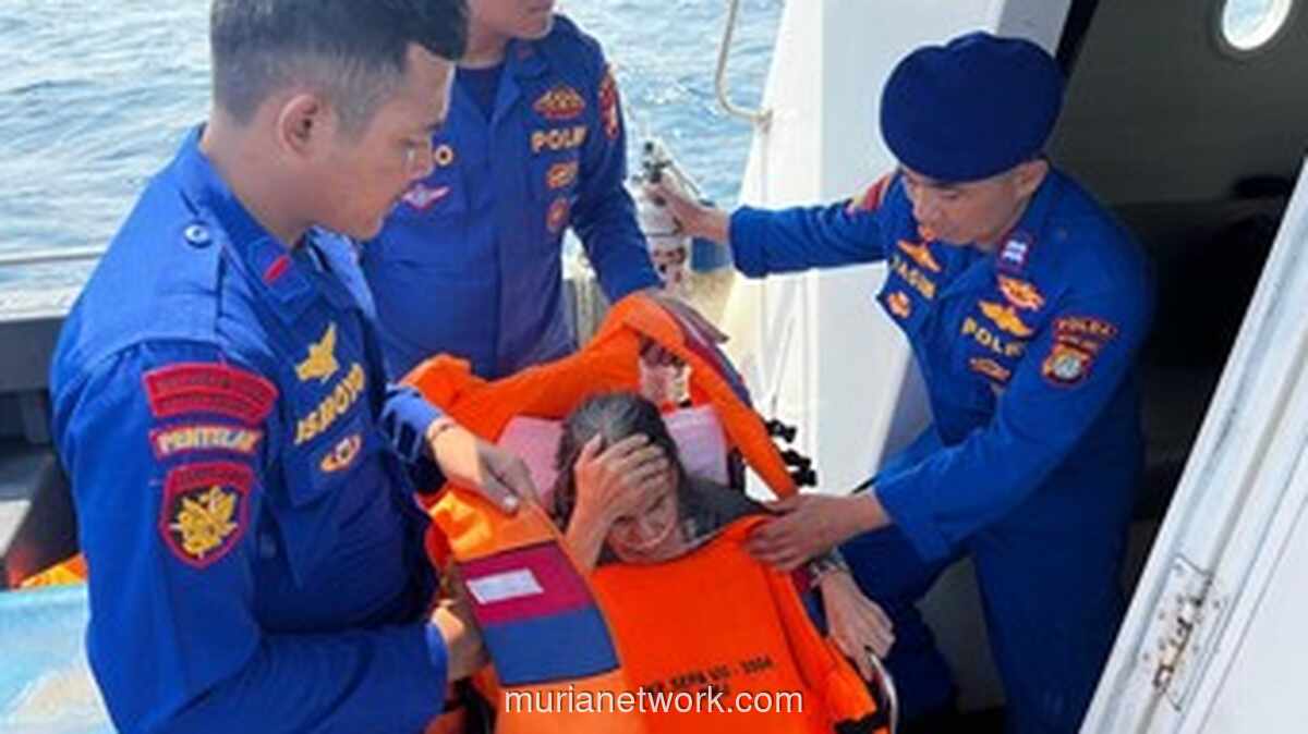 Lansia Sakit Keras di Pulau Payung Dievakuasi Kapal Patroli Polairud ke Puskesmas Pulau Tidung