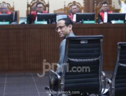 Nadiem Makarim Ajukan Pleidoi, Sebut Tak Ada Kerugian Negara dalam Pengadaan Chromebook
