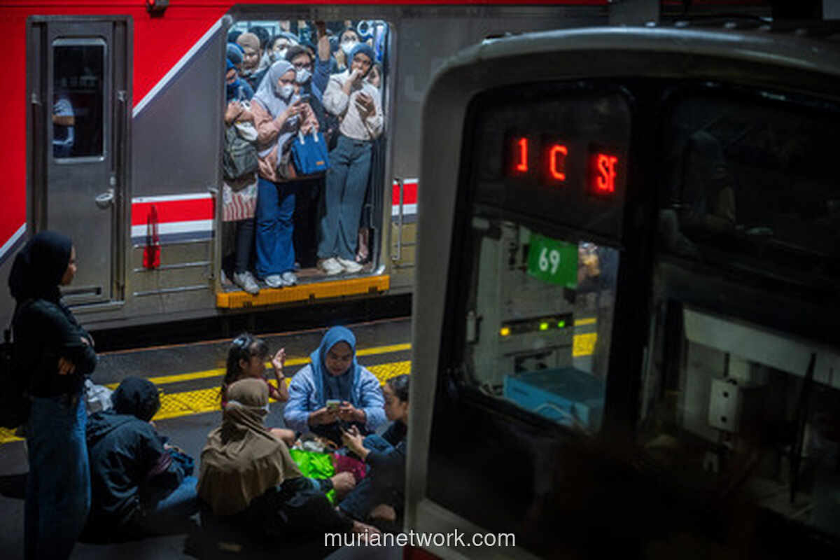 Pemerintah Targetkan Elektrifikasi KRL Green Line Rampung 2027