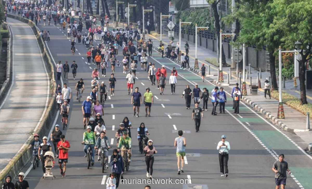 CFD Kuningan Dimeriahkan Atraksi Ondel-Ondel dan Permainan Tradisional Betawi