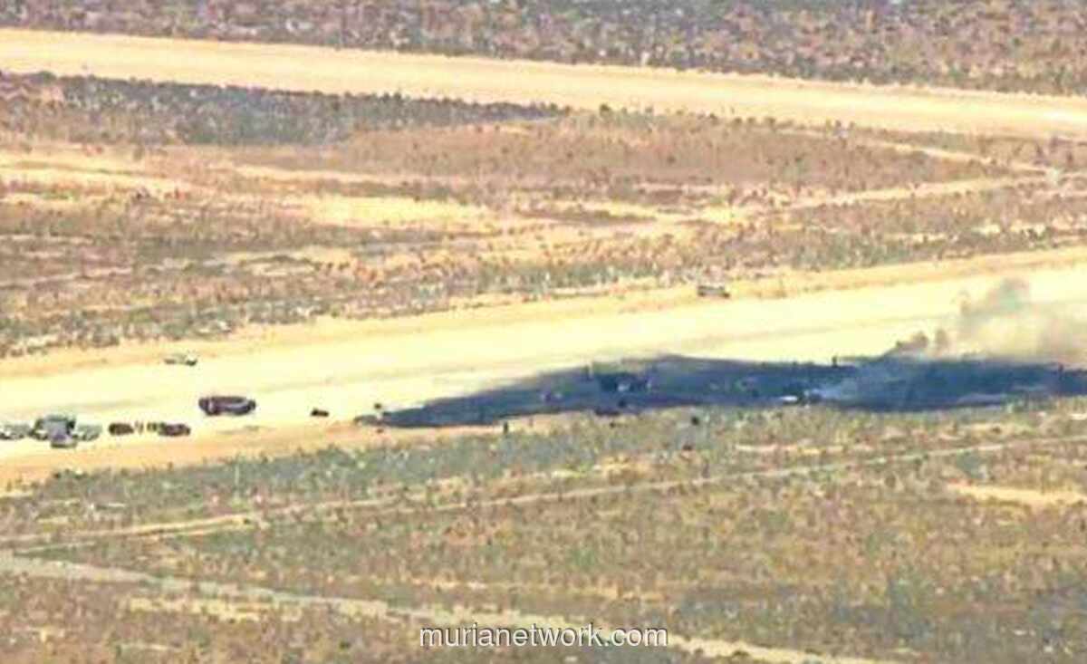 Pesawat Pengebom B-52 Jatuh Sesaat Setelah Lepas Landas di California, Delapan Tewas