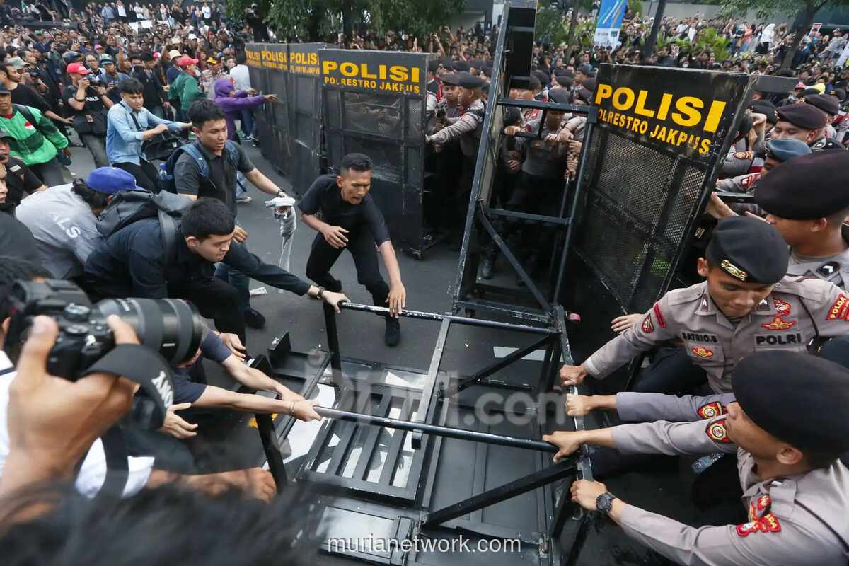 TNI Dikerahkan Kawal Demo Mahasiswa atas Permintaan Polisi, Ditegaskan Hanya sebagai Dukungan