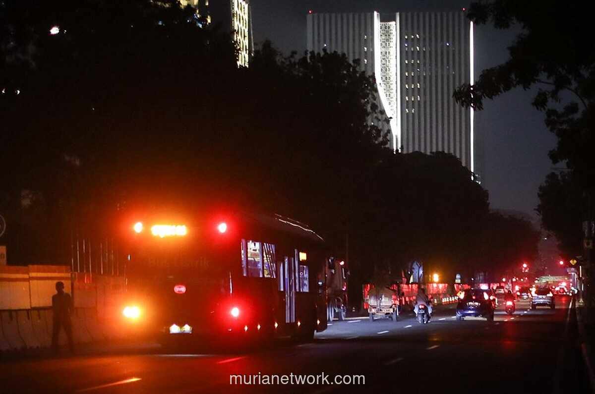 Jakarta Padamkan Lampu Monas hingga Patung HI pada Rabu Malam demi Hemat Energi