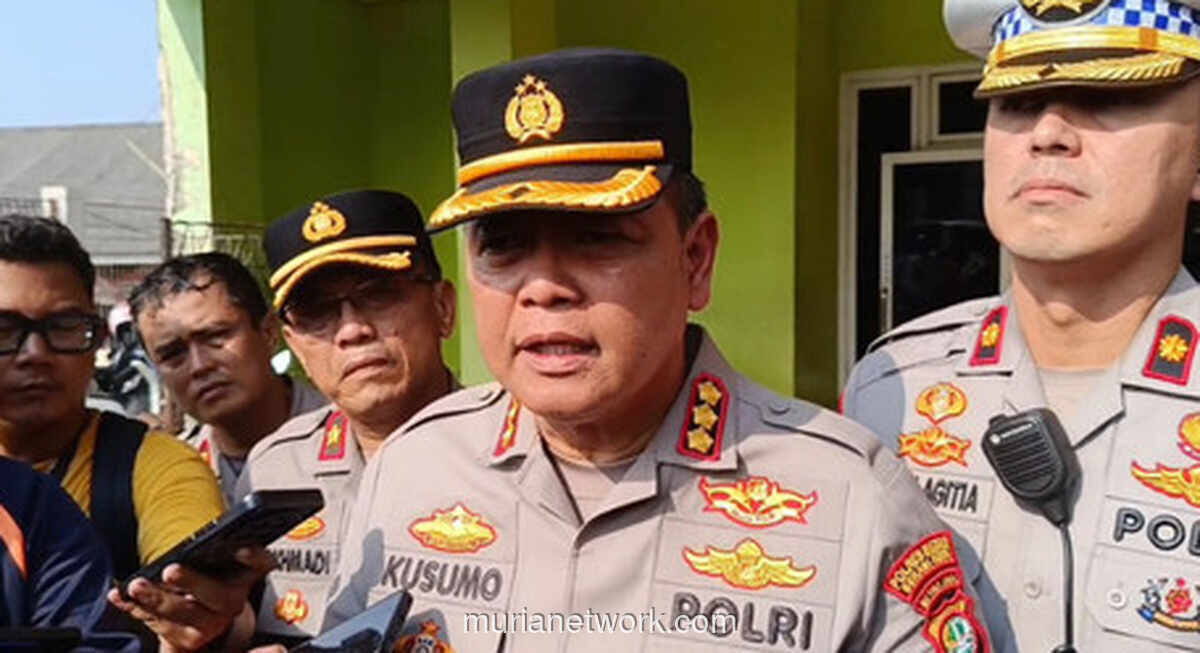Truk Rem Blong Tabrak Enam Motor di Bekasi, Satu Pengemudi Ojol Tewas