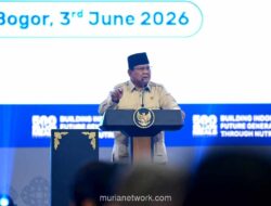 Prabowo Copot Tiga Petinggi BGN yang Jadi Tersangka Korupsi Program Makan Bergizi Gratis
