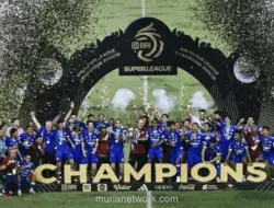 Persib Pamerkan Tiga Trofi Juara Liga, Bobotoh Bisa Saksikan Langsung di Meet The Three-Peat