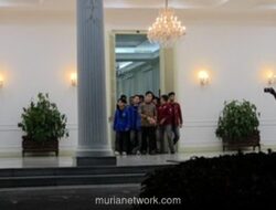 Mahasiswa Bertemu Wapres Gibran, Sampaikan Tuntutan Soal MBG hingga Harga BBM