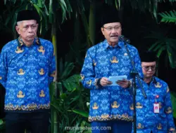 Gus Ipul Bacakan Puisi di Peringatan Harganas, Ajak Ayah Perkuat Peran dalam Pengasuhan Anak