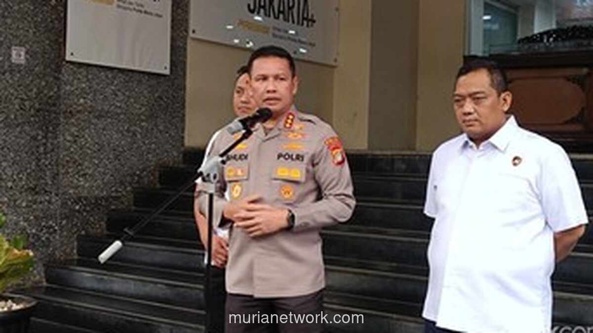 Polda Metro Jaya Tegaskan Proses Hukum Roy Suryo dan dr Tifa Sesuai Prosedur, Berkas Kasus Ijazah Palsu Jokowi Dinyatakan Lengkap