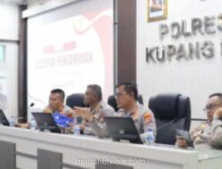 400 Personel Gabungan TNI-Polri Dikerahkan Amankan Konser Iwan Fals di Stadion Oepoi Kupang