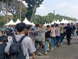 Polisi Amankan 69 Orang Saat Eksekusi Hotel Sultan Ricuh