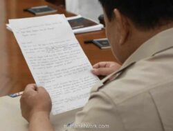 Presiden Prabowo Terima Surat Apresiasi dari Pelajar SMK Sorong atas Bantuan Perpustakaan, Toilet, dan Makan Bergizi Gratis
