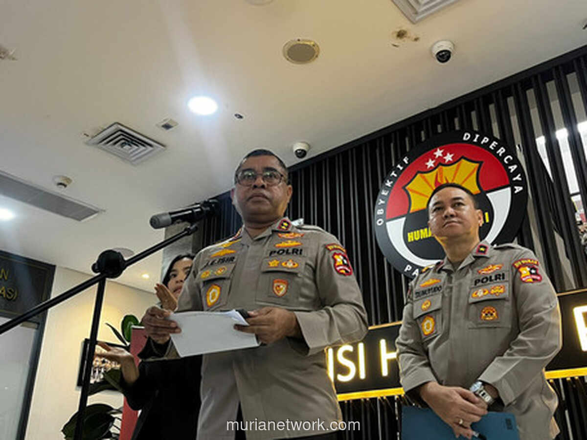 Prabowo Pimpin Upacara Hari Bhayangkara ke-80 di Cikeas, Gibran Turut Hadir