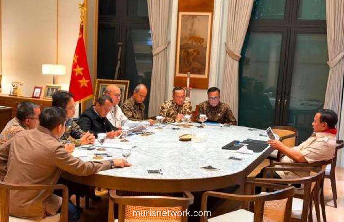 Presiden Prabowo Bahas Laporan Investasi Global Bersama Kabinet di Kediaman Pribadi