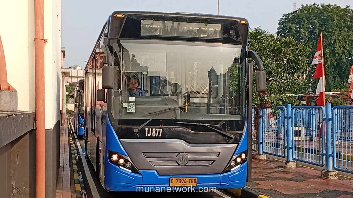 Pemprov DKI Siap Naikkan Tarif Transjabodetabek, Pramono Dorong Daerah Penyangga Ikut Patungan Subsidi