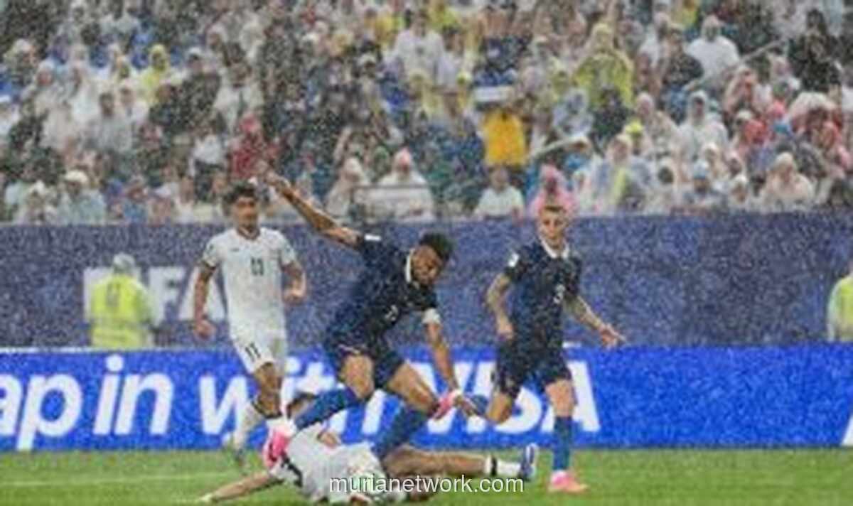 Prancis Lolos ke Babak 32 Besar Piala Dunia 2026 Usai Hajar Irak 3-0, Laga Sempat Terhenti Badai Petir