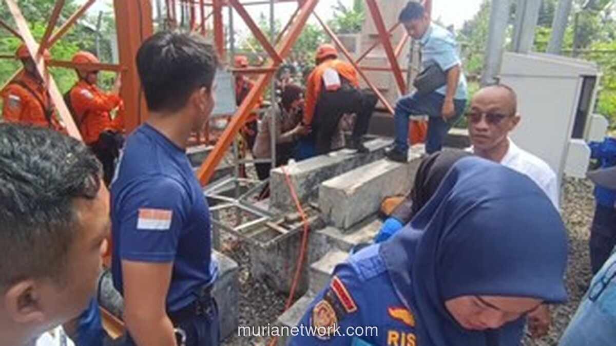 Pria Nekat Panjat Tower 52 Meter di Bandar Lampung, Istri Bujuk Turun Pakai HT