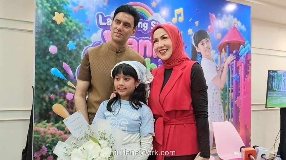 Vania Athabina Rilis Lagu Perdana, Kakak Beri Dukungan Penuh Meski Tak Hadir